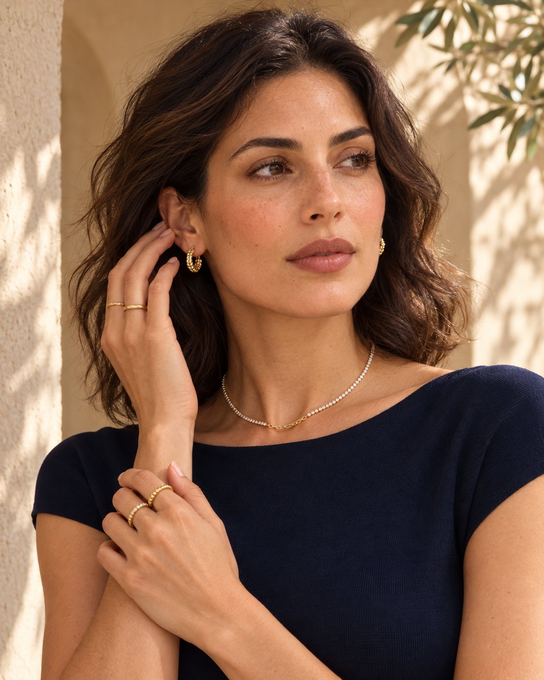 Fine gold on navy