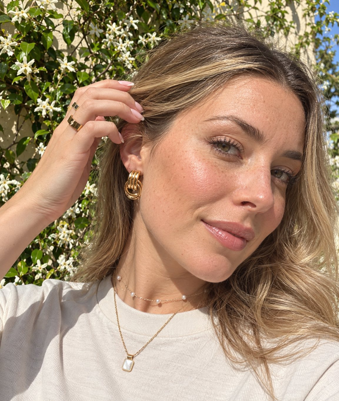 Sculpted gold earrings